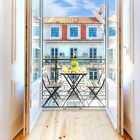 Life Is Good In Baixa Lisboa