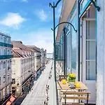 Life Is Good In Baixa * Lisboa