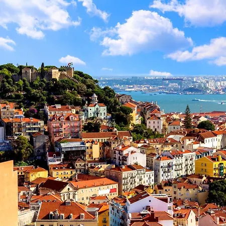 Life Is Good In Baixa Лісабон