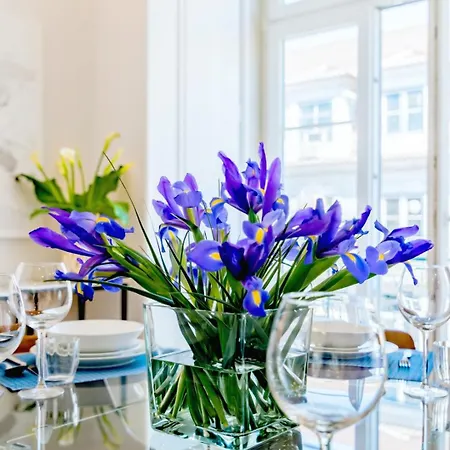 Life Is Good In Baixa Лісабон