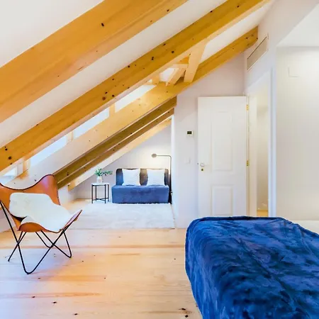 Life Is Good In Baixa Апартаменти