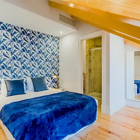 Life Is Good In Baixa *