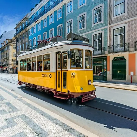 Life Is Good In Baixa