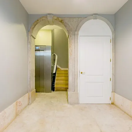 Life Is Good In Baixa Лісабон