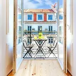 Life Is Good In Baixa Daire Lisboa