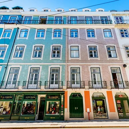 Life Is Good In Baixa * Lisboa