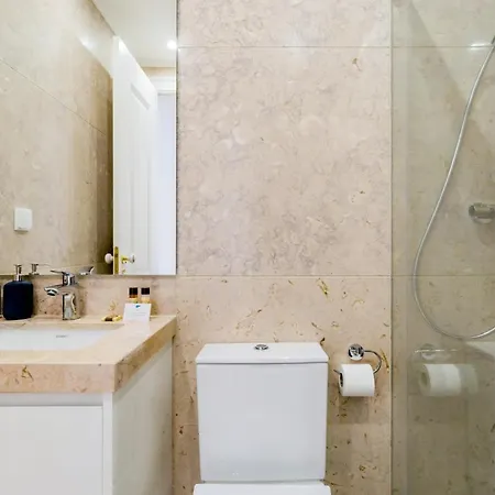 Life Is Good In Baixa شقة